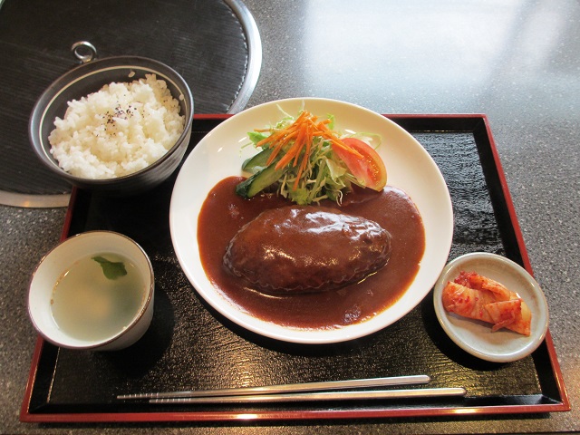 ばんばん亭のハンバーグ