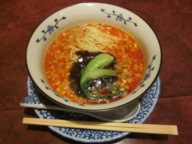 胡麻屋の坦々麺