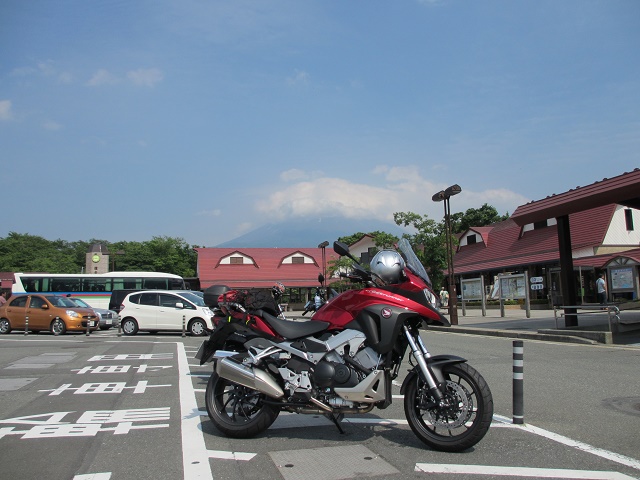 VFR800X 富士山方面へ