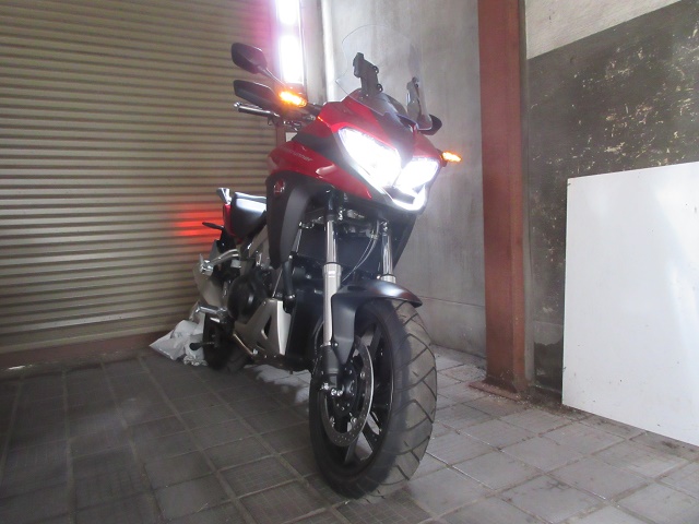 VFR800X