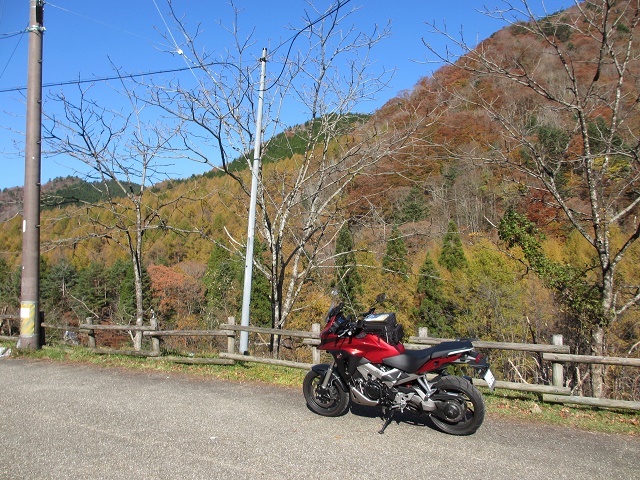 VFR800X 紅葉のせせらぎ街道方面へツーリング