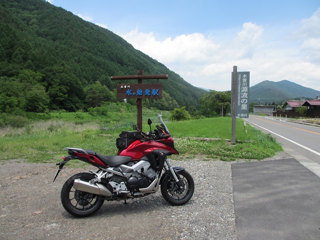 VFR800X 安房峠から荘川方面へ