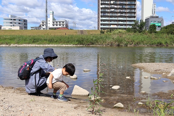 河原へお散歩